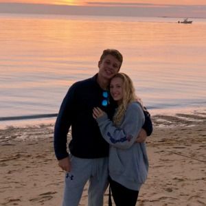 Meet your Posher, Ella